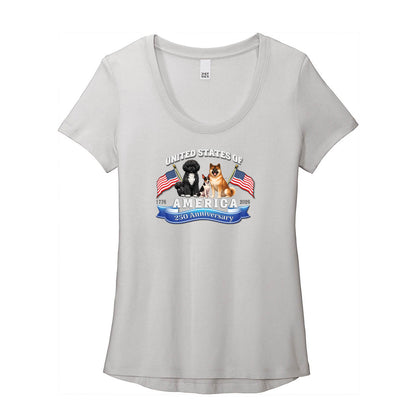 Tina 250 DT7501 District ® Women’s Flex Scoop Neck Tee